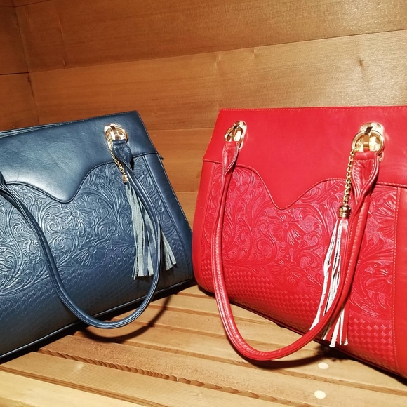 Handbag - Picture 3 of 4